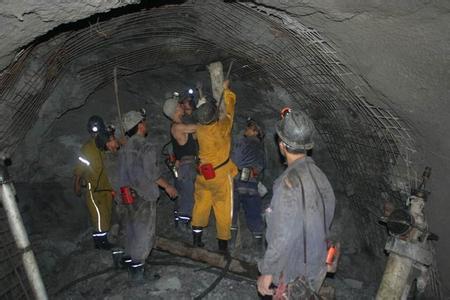 确山工程爆破中的危险因素分析以及应对工程爆破危险的措施